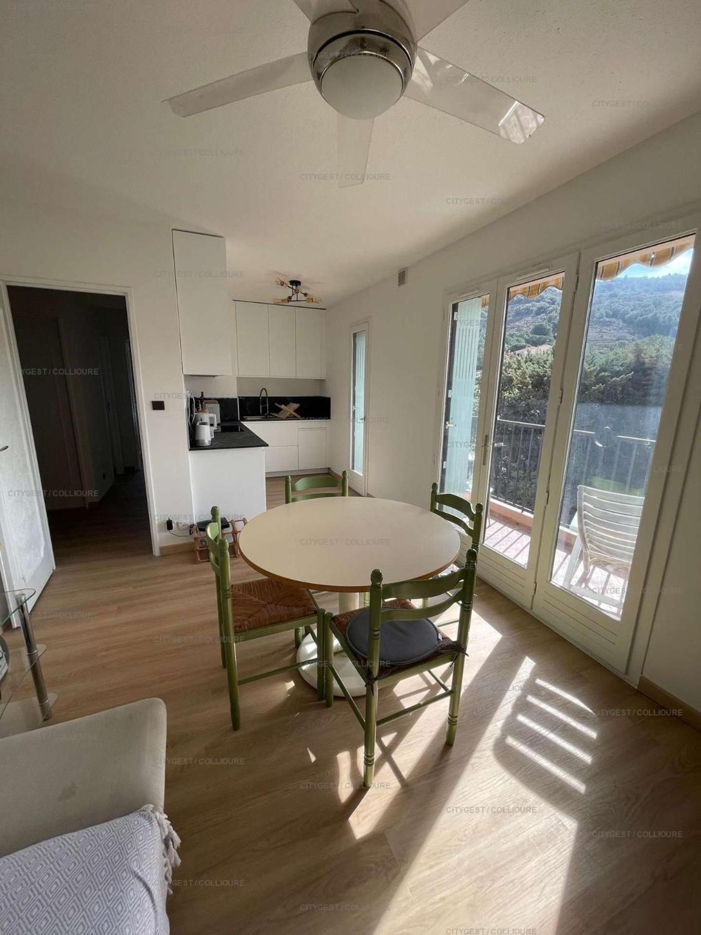 4PA72 - Magnifique appartement pour 4 dans résidence avec piscine et parking Collioure Extérieur photo